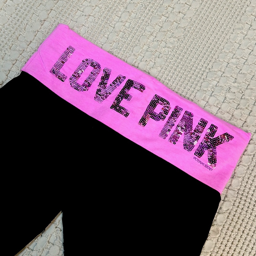 New! Victoria Secret PINK Yoga Cropped Leggings